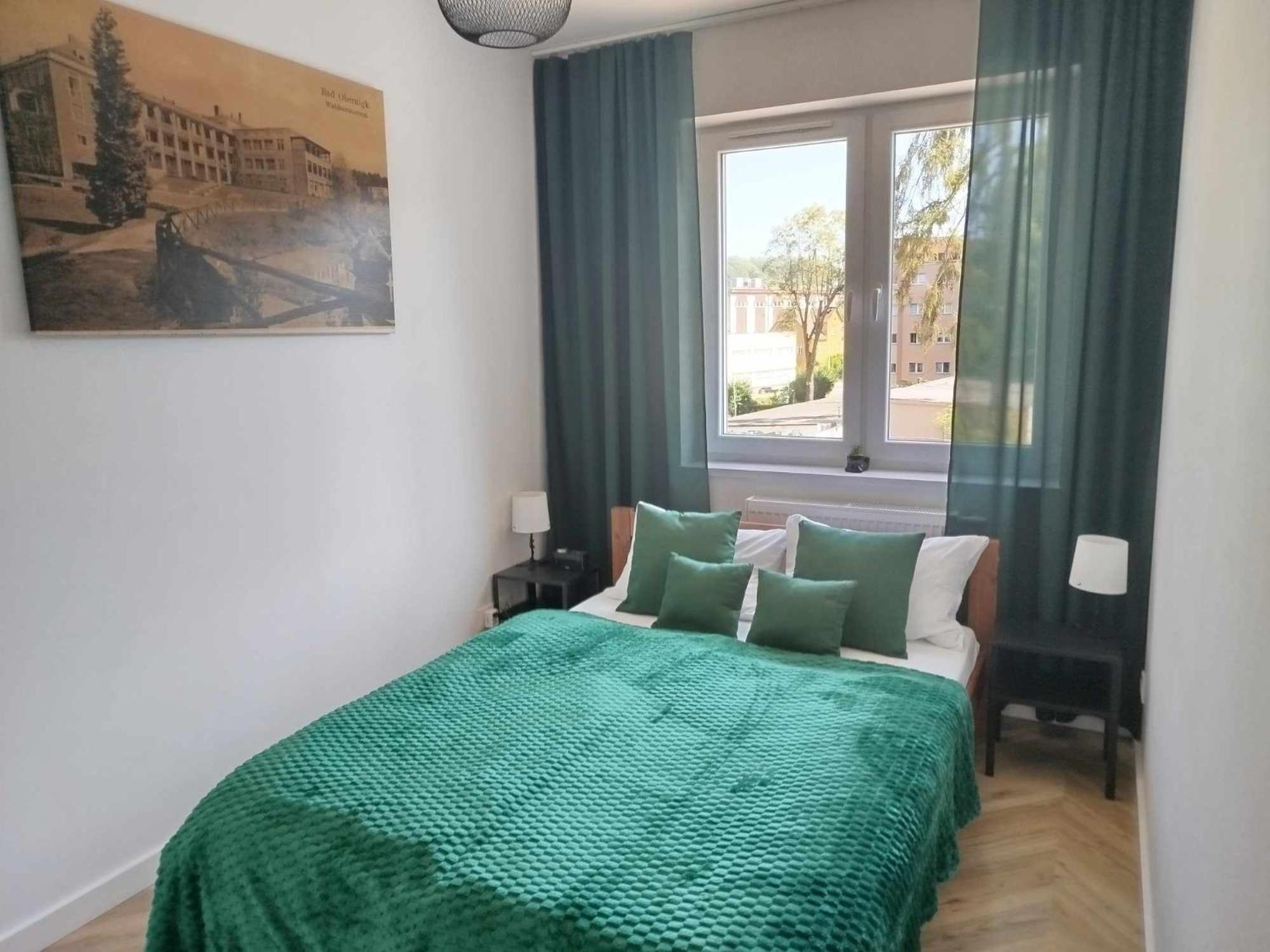 Apartament Mala Ogrodowa Apartment Oborniki Śląskie Bagian luar foto